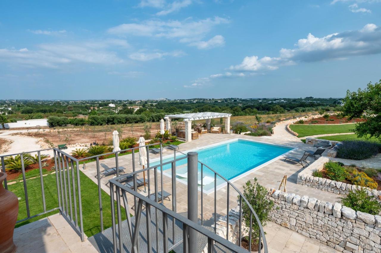 Acres Itria Villa โลโกโรตอนโด ภายนอก รูปภาพ