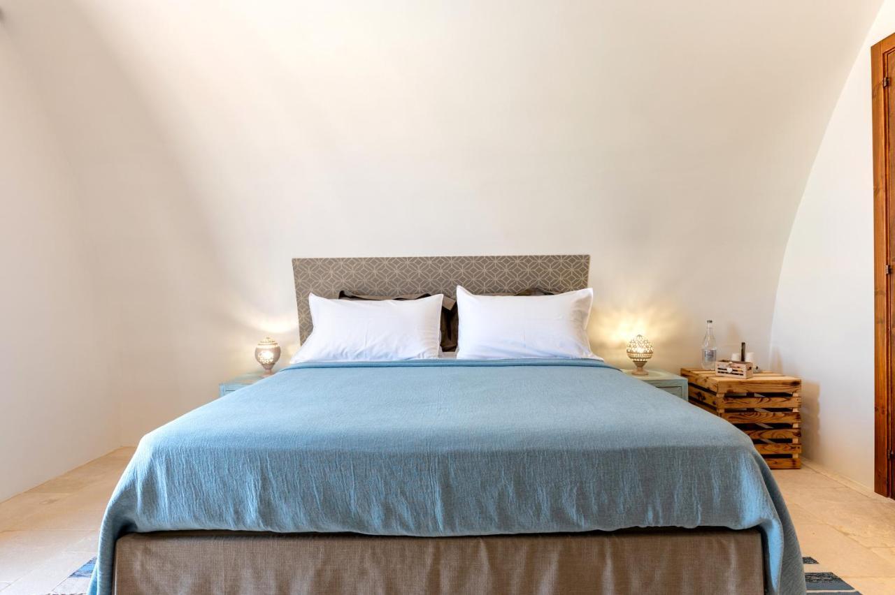Acres Itria Villa โลโกโรตอนโด ภายนอก รูปภาพ